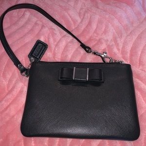 Coach Darcy Bow Wristlet -Black